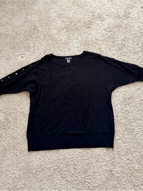 Chelsea & Theodore Black Button-Accent Sweater